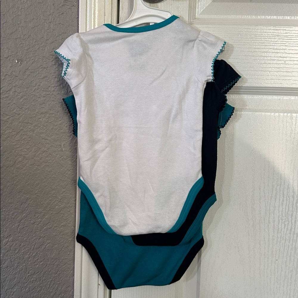 San Jose NFL Sharks Baby Onesie Three Piece Set 0-3 Months NWOT On Hanger - Picture 3 of 6